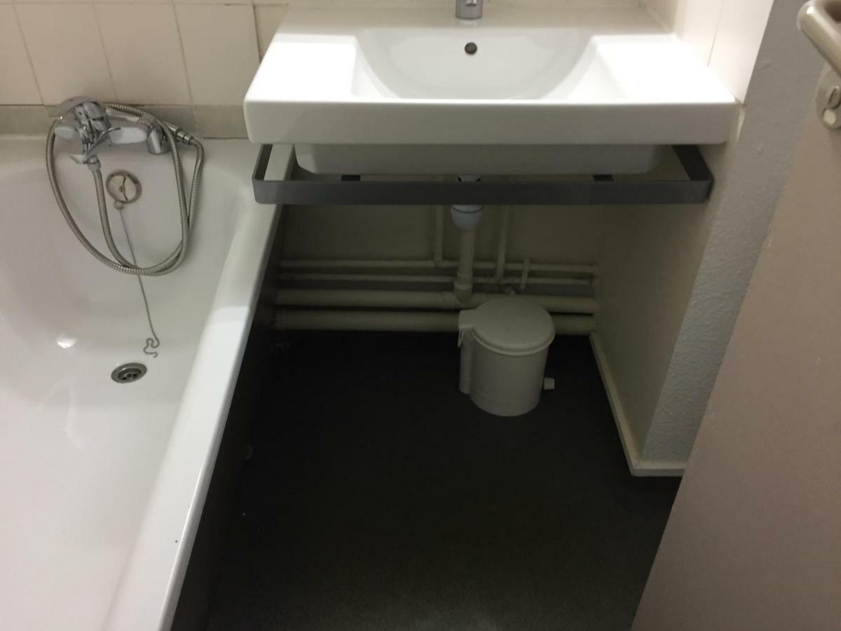 Appartement privé dans résidence Balnéo Aladin Cauterets Esterno foto